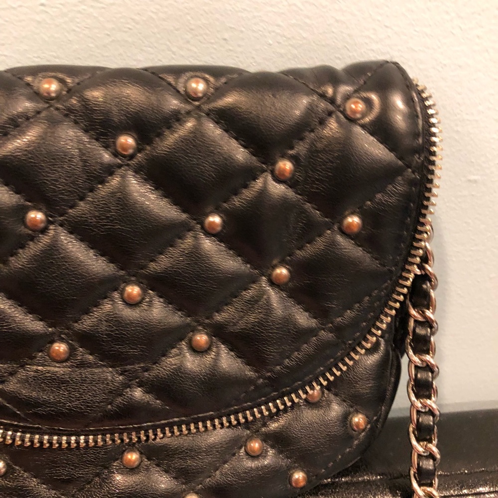 Purse , purchased at DSW - Picture 2 of 3